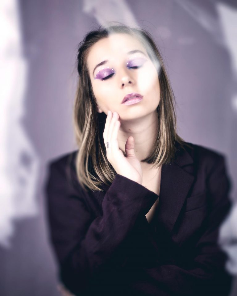 Instagram post from amelielefebvrephotographe. This post is in position 3.