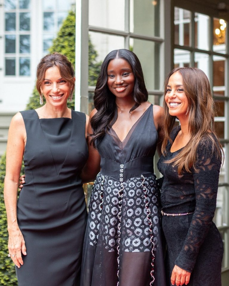 Instagram post from amelielefebvrephotographe. This post is in position 2.