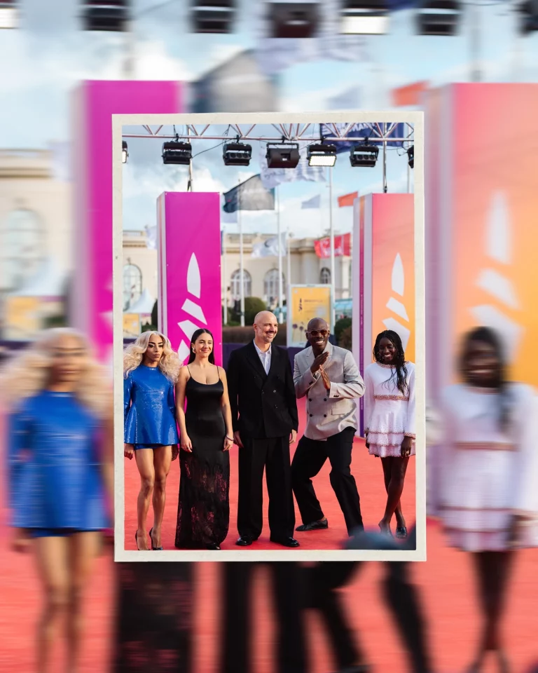 Instagram post from amelielefebvrephotographe. This post is in position 2.